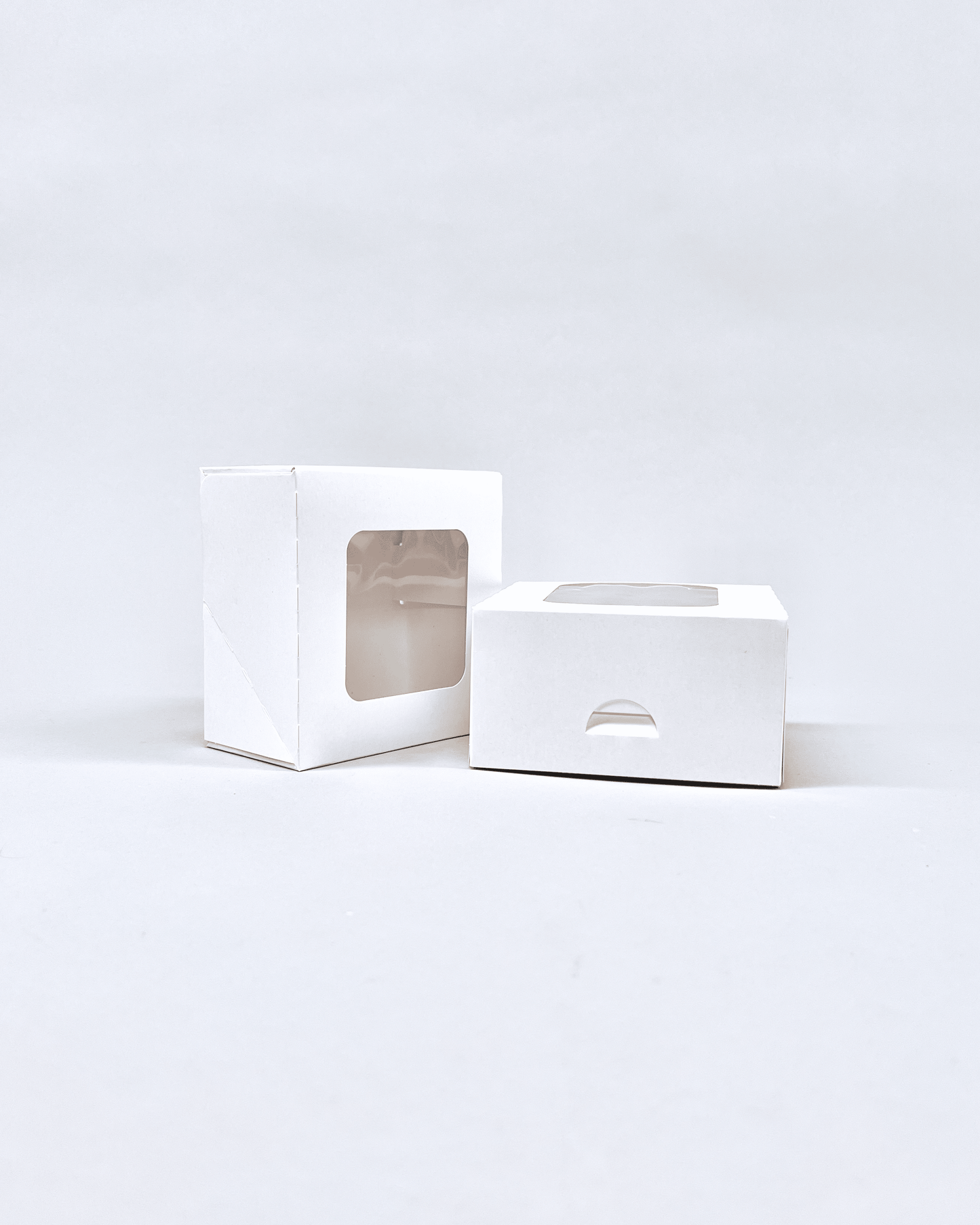 Kakkulaatikko ikkunalla 13x13x7cm, 220kpl